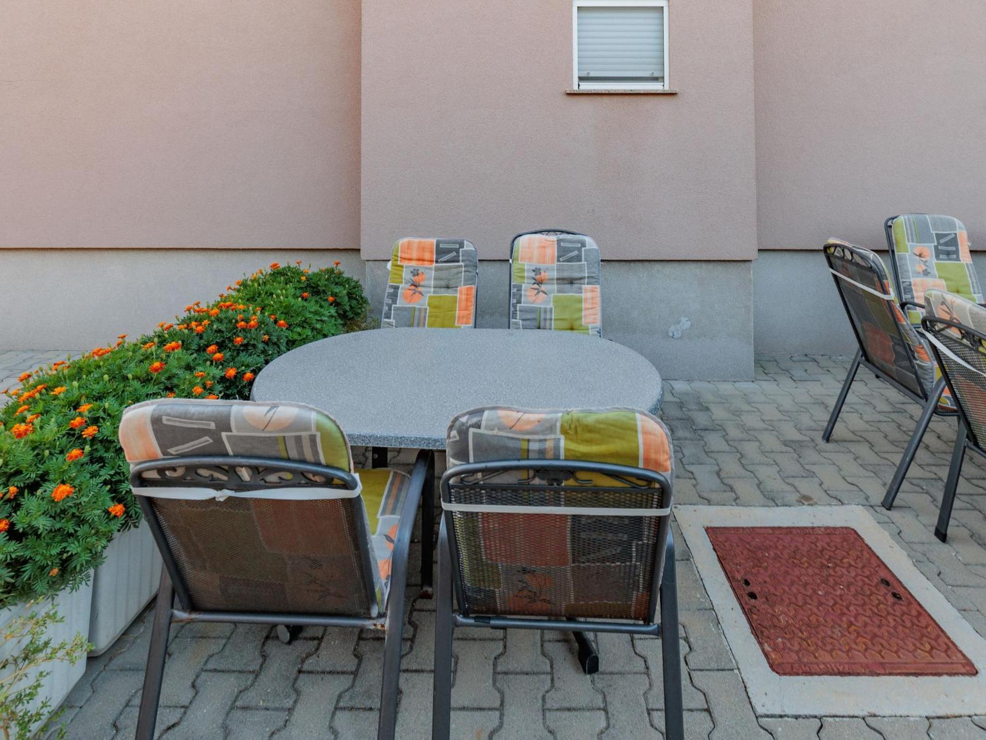Apartment Mlasina-5 By Interhome Нин Экстерьер фото